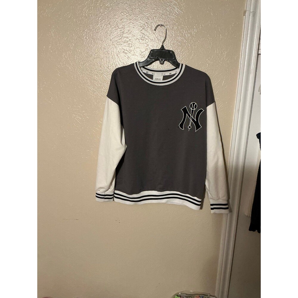 Size XL “New York” MLB Sweatshirt in Gray/White